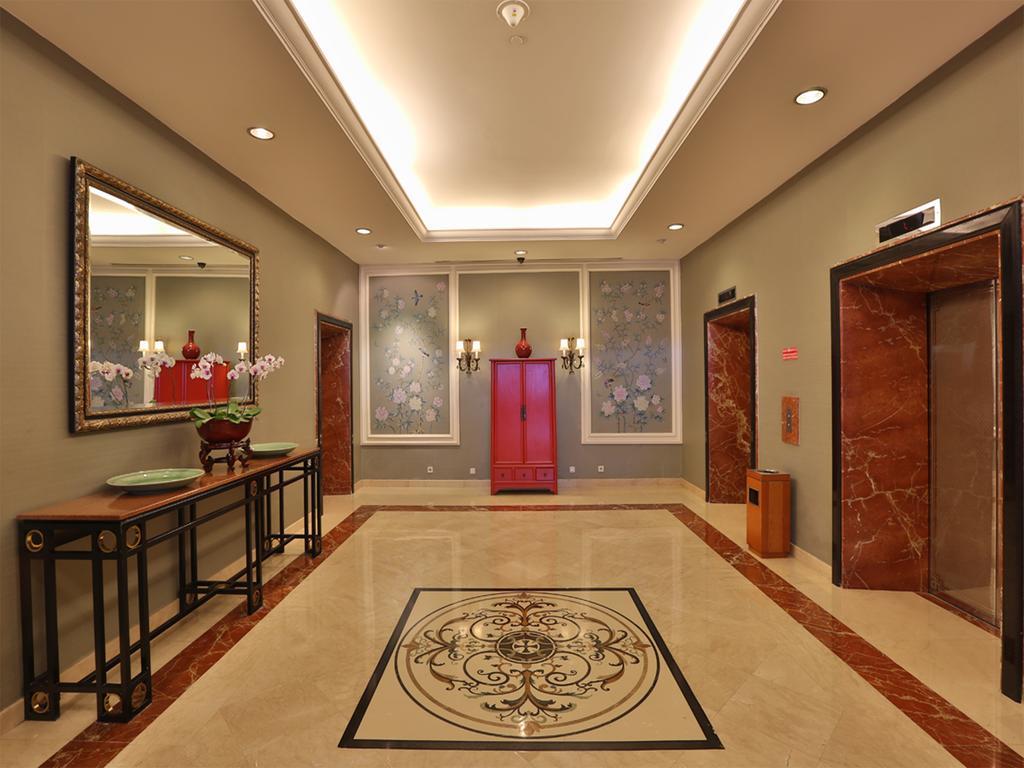 Hotel Aryaduta 4*